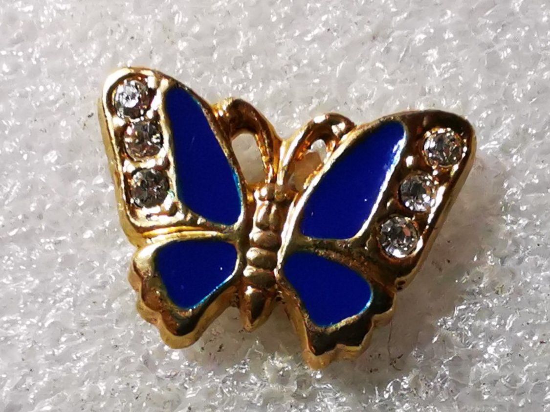 Plaketten & Abzeichen: Ansteckpin 17: Schmetterling – Gebraucht aus Oppligen von Pin-Fall-Shop