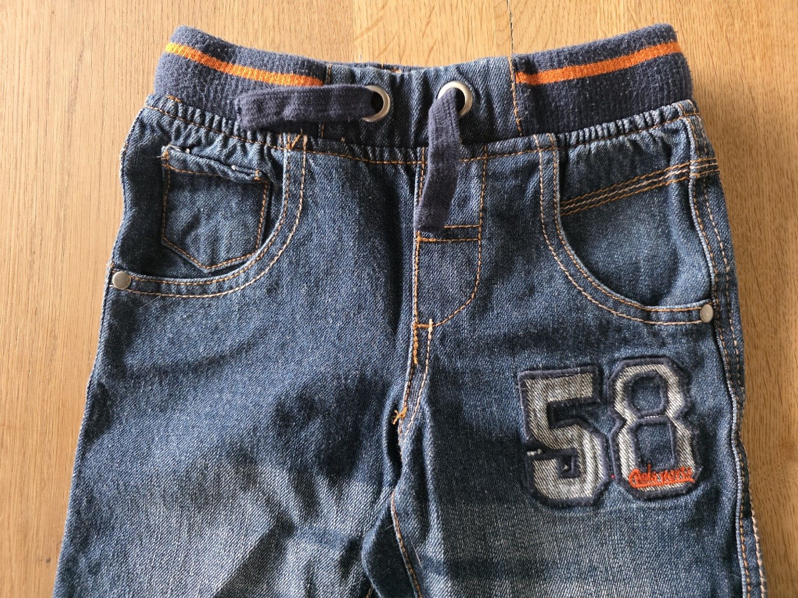 Hosen: Kinder Hose Grösse 104cm – Gebraucht aus Altstätten SG von Carrybones 1