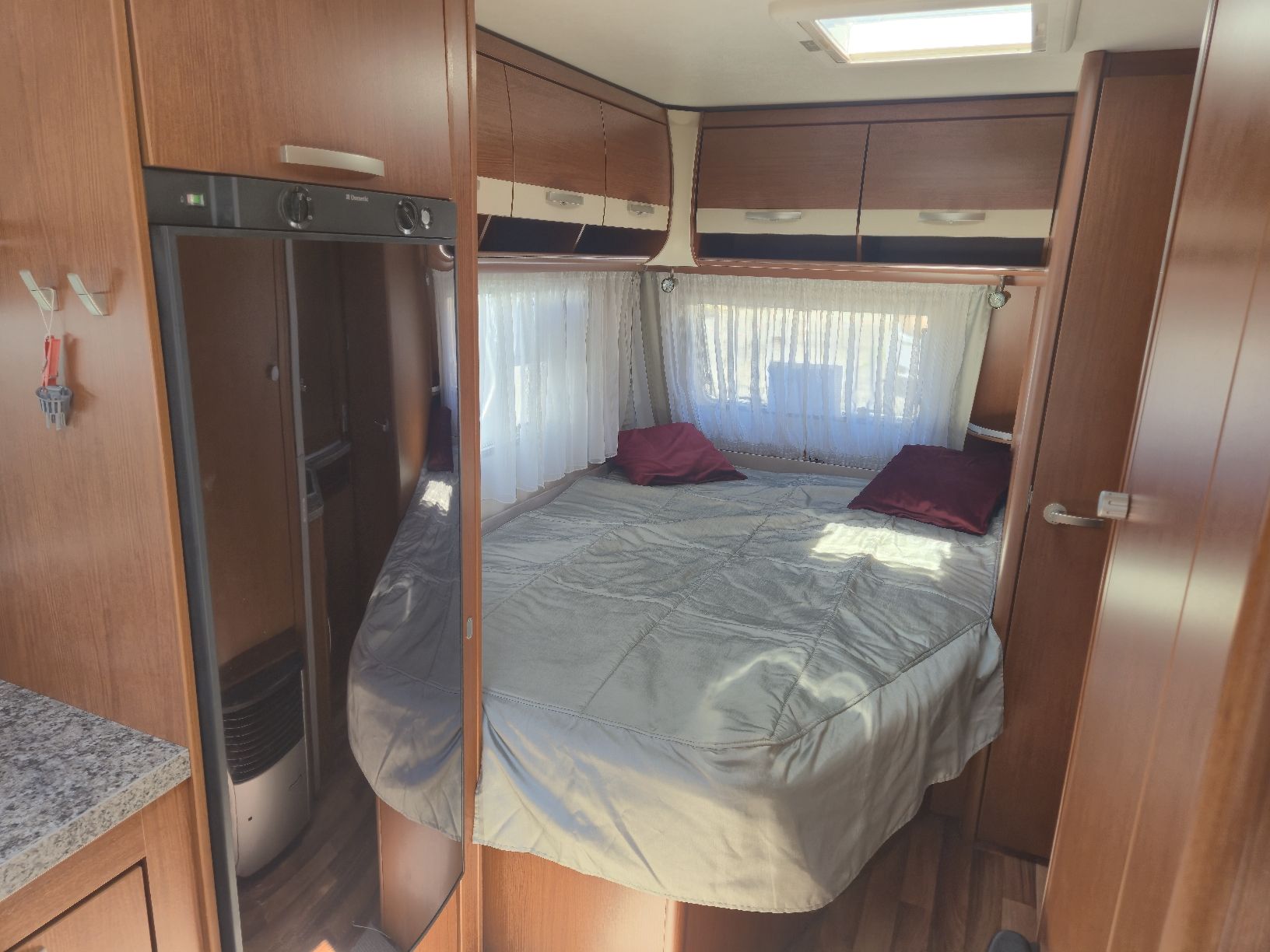 Hymer Veicoli da campeggio: Wohnwagen Hymer Sporting 485 – Usato da Heimberg venduto da Visiontuning 2