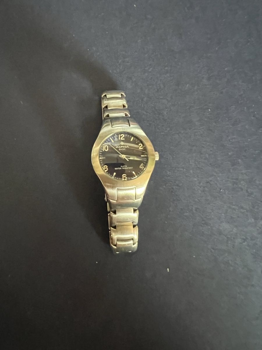 Orologi: Alpha Basic Uhr – Usato da Laufen venduto da groove60 6