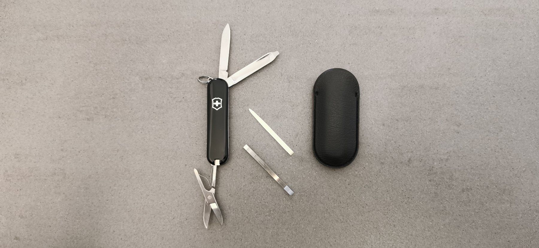 Victorinox Coltelli tascabile: Victorinox Taschenmesser – Nuovo (secondo la descrizione) da Zürich venduto da Bluemex