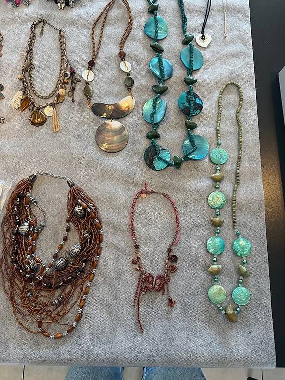 Altri gioielli: Lot de bijoux à 2.-/pc – Nuovo e nell'imballaggio originale da Goumoens-la-Ville venduto da SandieF 4