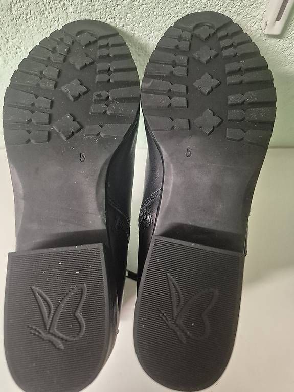 Damenschuhe: Damen-Boots Gr. 38 – Neu (gemäss Beschreibung) aus Anglikon von wba8008 1