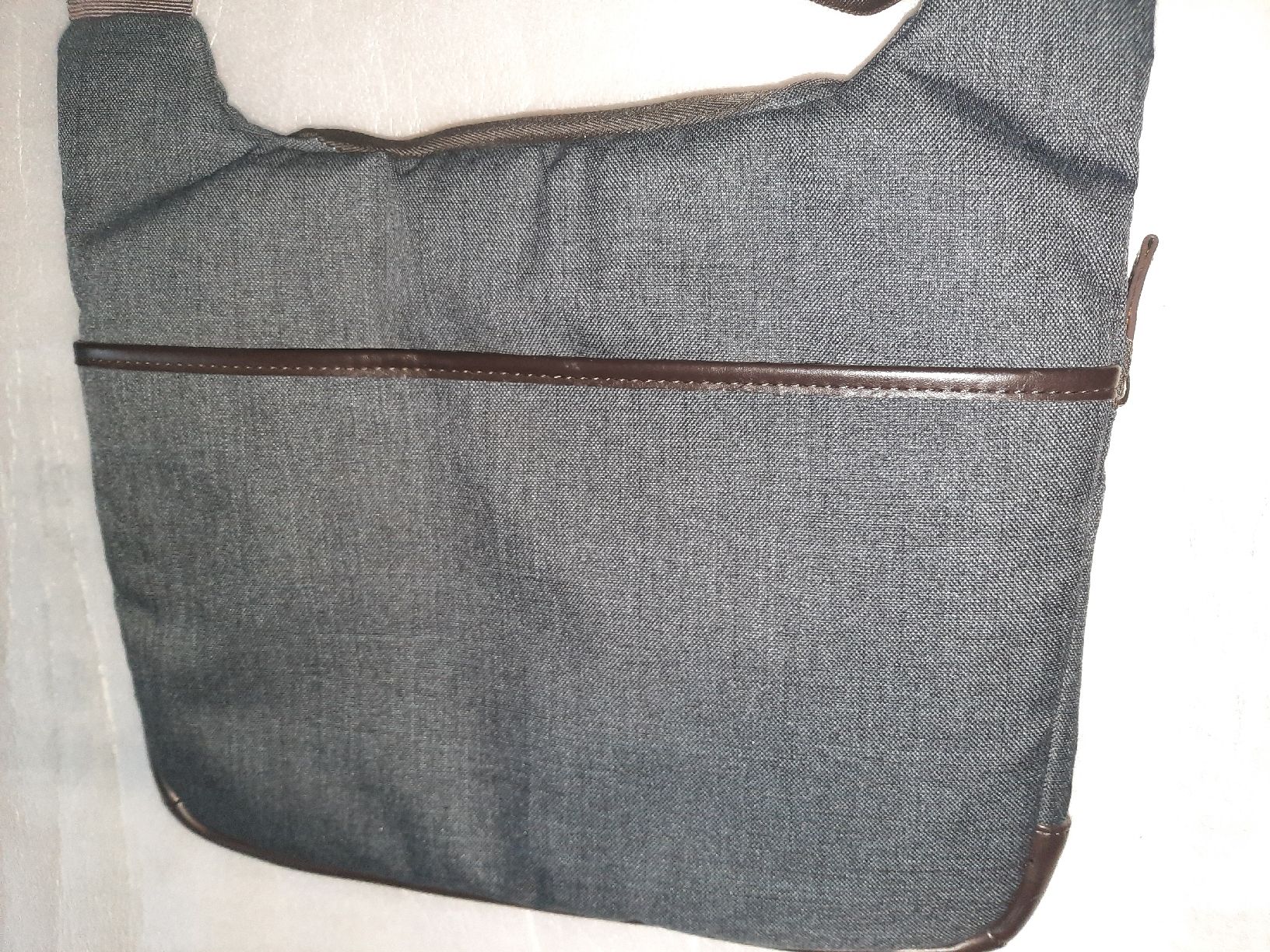 Altro in  Abbigliamento & Accessori: borsa BRENTHAVEN – Nuovo (secondo la descrizione) da Biasca venduto da Old_6blh 4