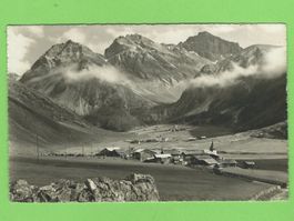 Davos SertigDörfli mit Hochdukan Gruppe