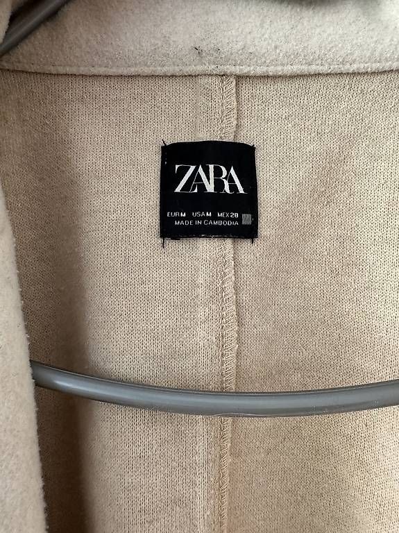 Cappotti: Zara Mantel beige/offwhite Gr. M – Usato da Klingnau venduto da mic_qk2t 2