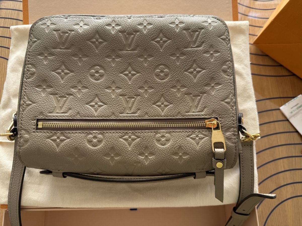 Louis Vuitton Sacs femmes: Louis Vuitton METIS Tourterelle mit Box – D'occasion à Zürich par S.N.K.R.Z 2