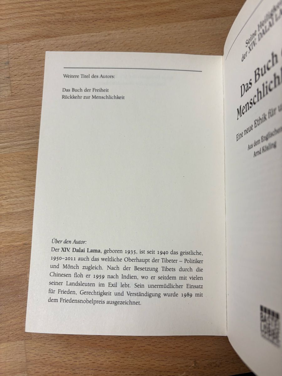Bücher: Dalai Lama - Das Buch der Menschlichkeit – Gebraucht aus Montlingen von ann_w6t2 2