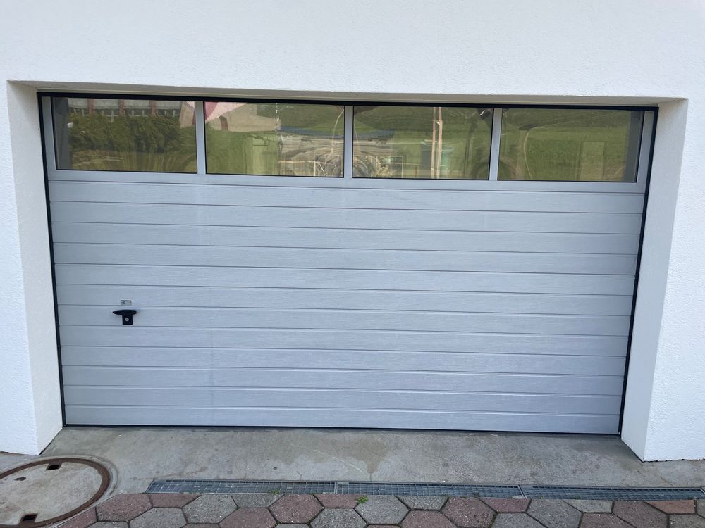 Garagentor Mit Tr Und Fenster