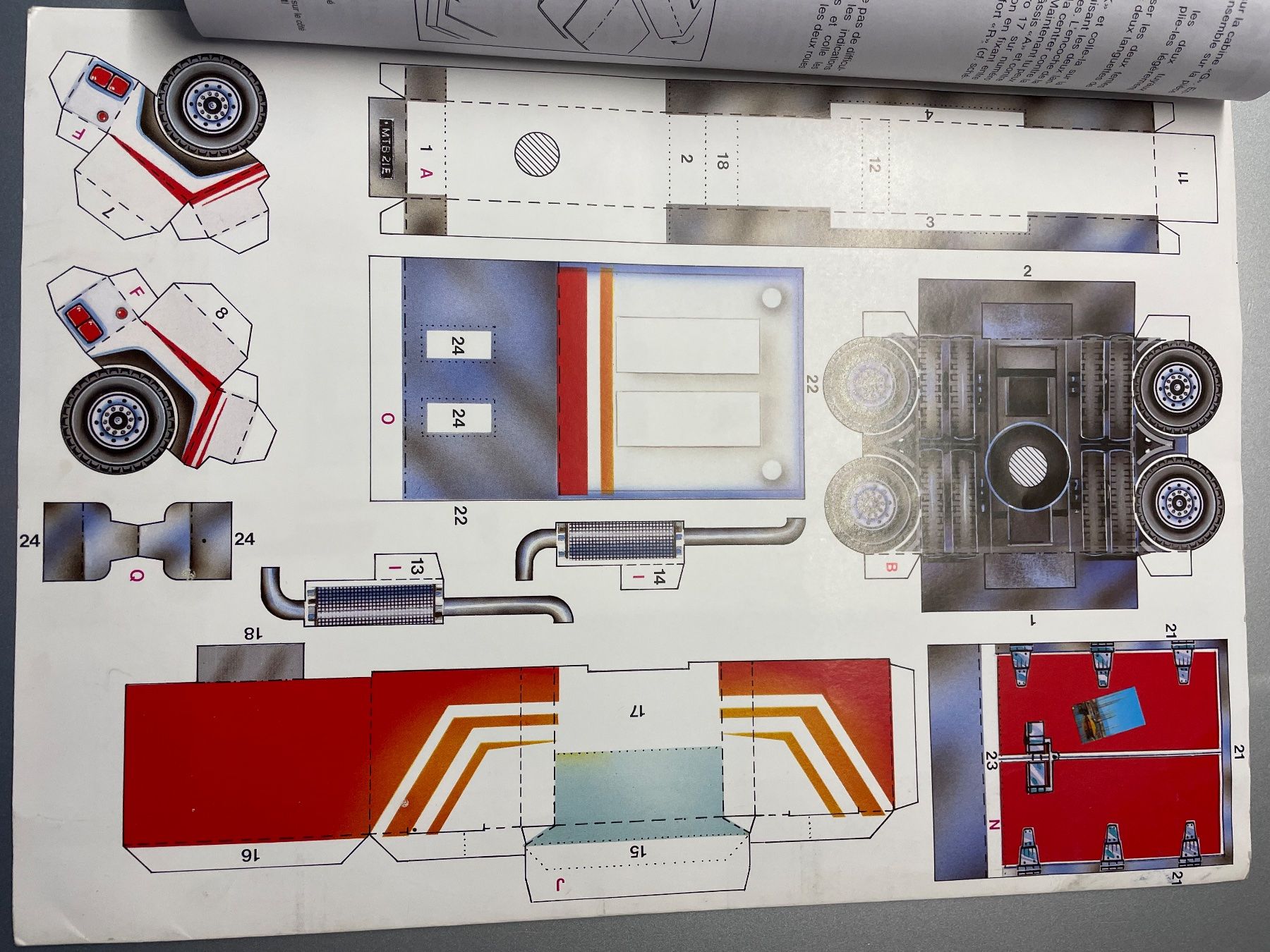 Kit bricolage: US Truck Bastelbogen farbig, fabrikneu – Nuovo e nell'imballaggio originale da Willerzell venduto da Eluchs 1