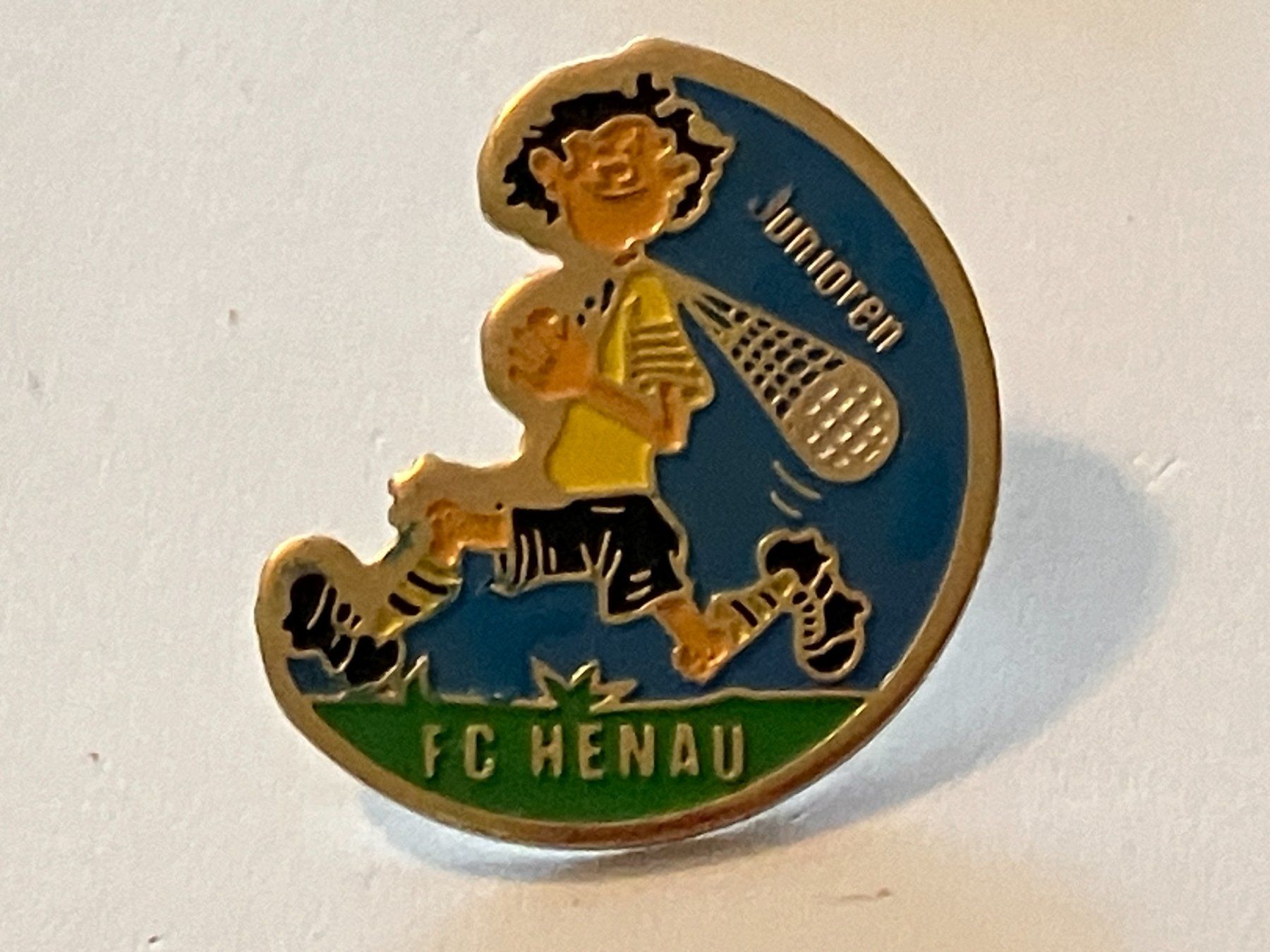 Placchette & Badge: 1 Pin FC Henau Junioren – Usato da Basel venduto da djwwpp