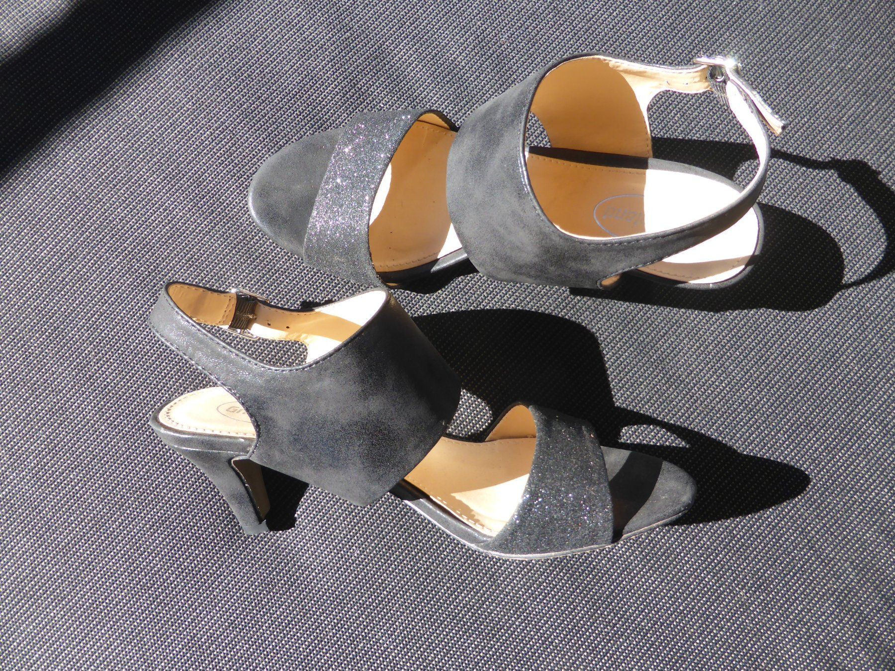 Graceland Scarpe da donna: Sandale, schwarz, Gr.37 – Usato da Schübelbach venduto da Dolly990_2 3