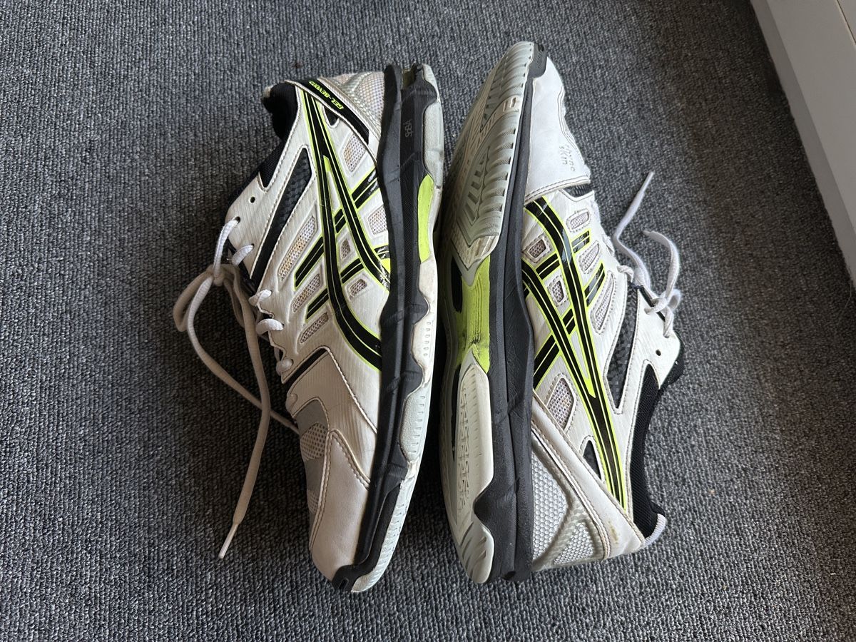 Asics Scarpe da uomo: Asics GEL-BEYOND homme taille 44 blanc – Usato da Bulle venduto da LeMoleson 3