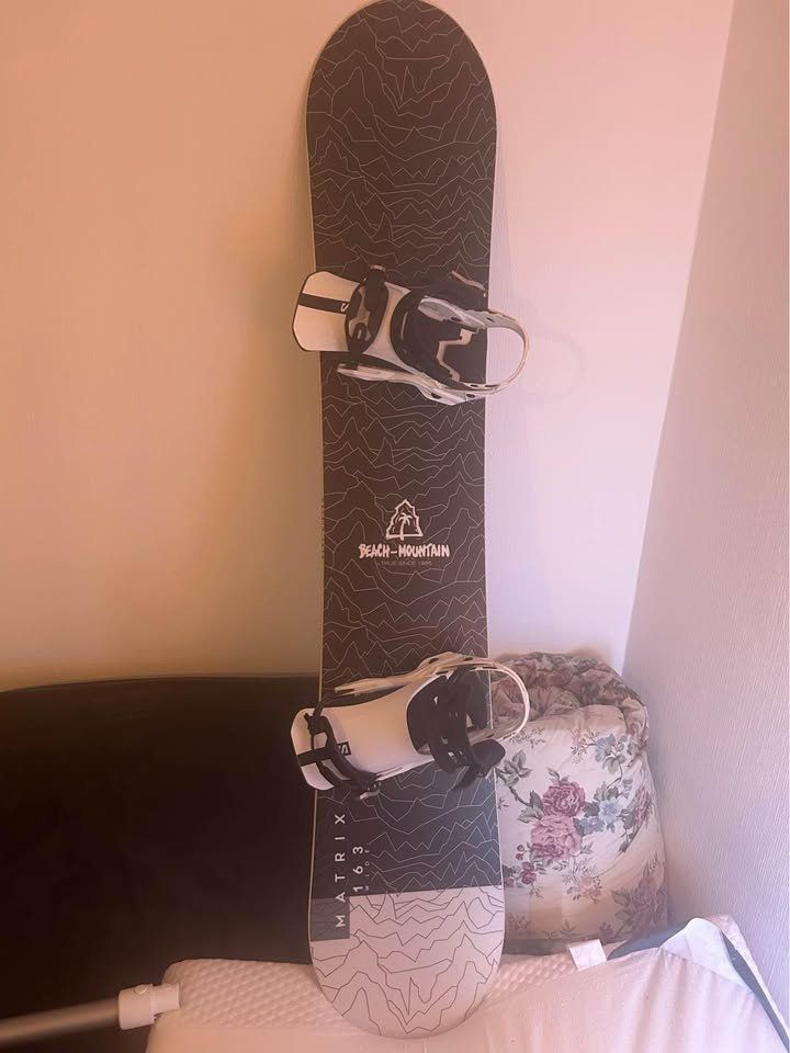Board: Snowboard et fixation 163W – Nuovo (secondo la descrizione) da Lausanne venduto da mal_2nl5