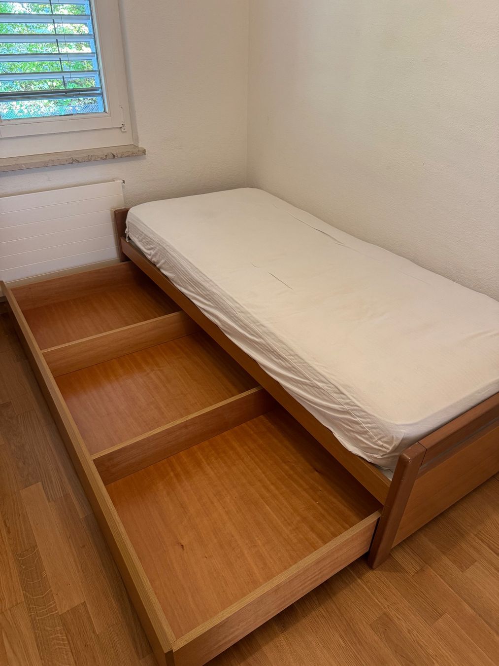 Letti: Bett 90x200 + Matratze – Usato da Zürich venduto da fat_yv52 1