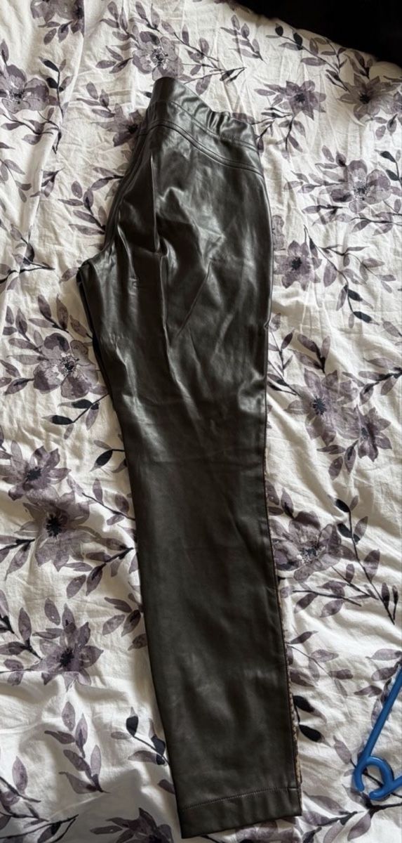 Cambio Pantaloni: Cambio Hose Grösse 38  – Usato da Basel venduto da Brunner.T 2