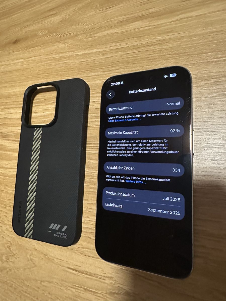 Apple Telefoni cellulari / Smartphones: Iphone 15 pro 256GB – Usato da Büttikon AG venduto da Jaden_ft9w