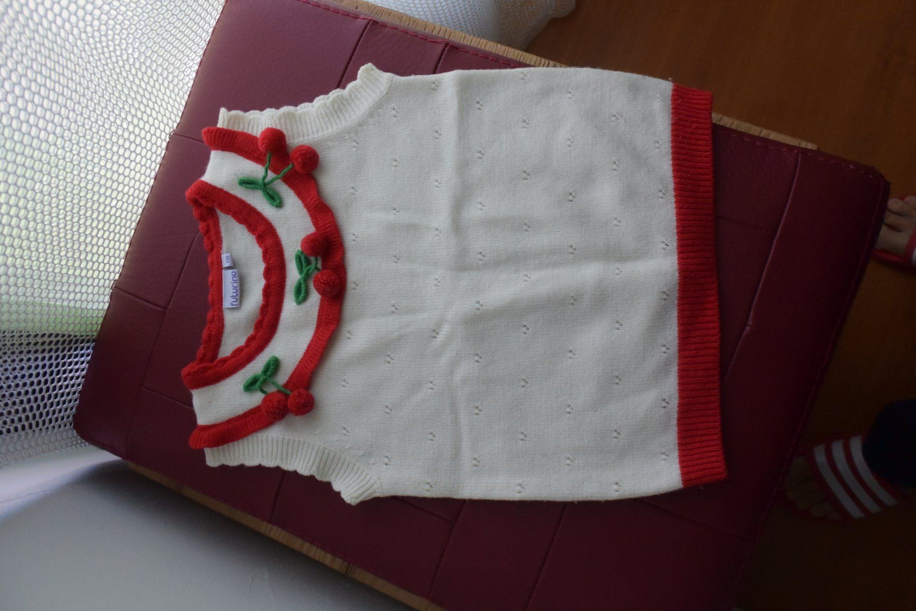 Lotti & Set di vestiti: Mädchen-Set: Pollunder mit Kirschen & warme Leggins, Gr. 110 – Usato da Densbüren venduto da TutaLarsen 1