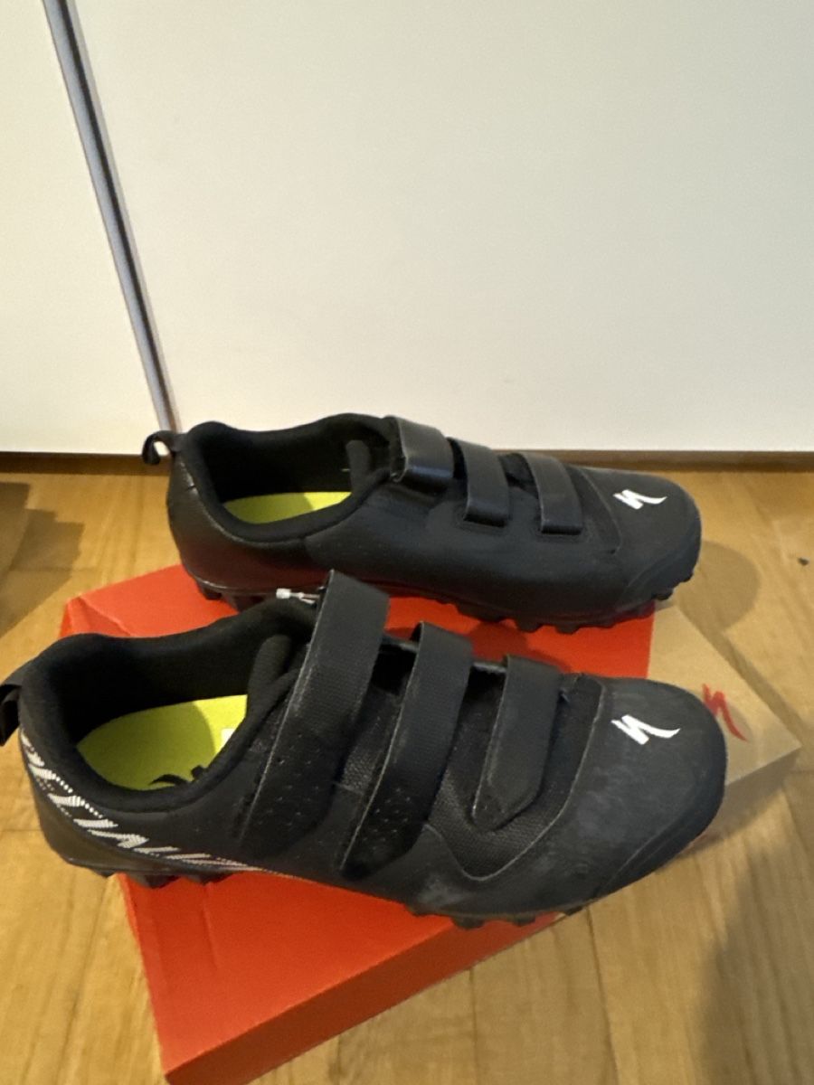 Specialized Herrenschuhe: Specialized Recon 1.0 MTB Schuhe, Grösse 41, Schwarz! – Neu und originalverpackt aus Solothurn von Leo2207 1