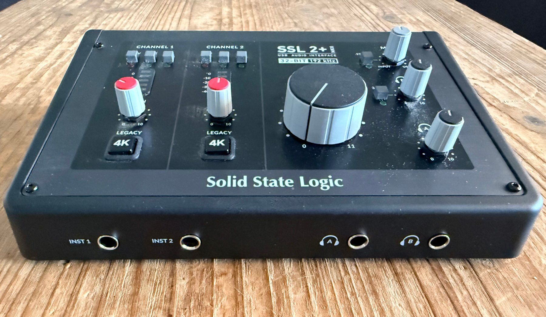 Solid State Logic Attrezzatura per studi di registrazione: Solid State Logic SSL 2+ mkII USB C - Neuf – Nuovo (secondo la descrizione) da Gimel venduto da Origan 1