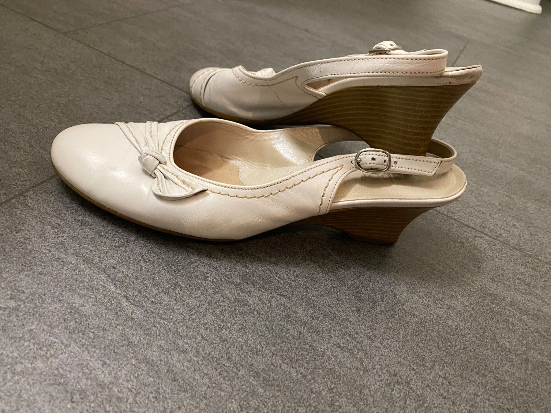 Gabor Damenschuhe: Gabor Sandalen, 40,5 – Gebraucht aus bern von nani123 1
