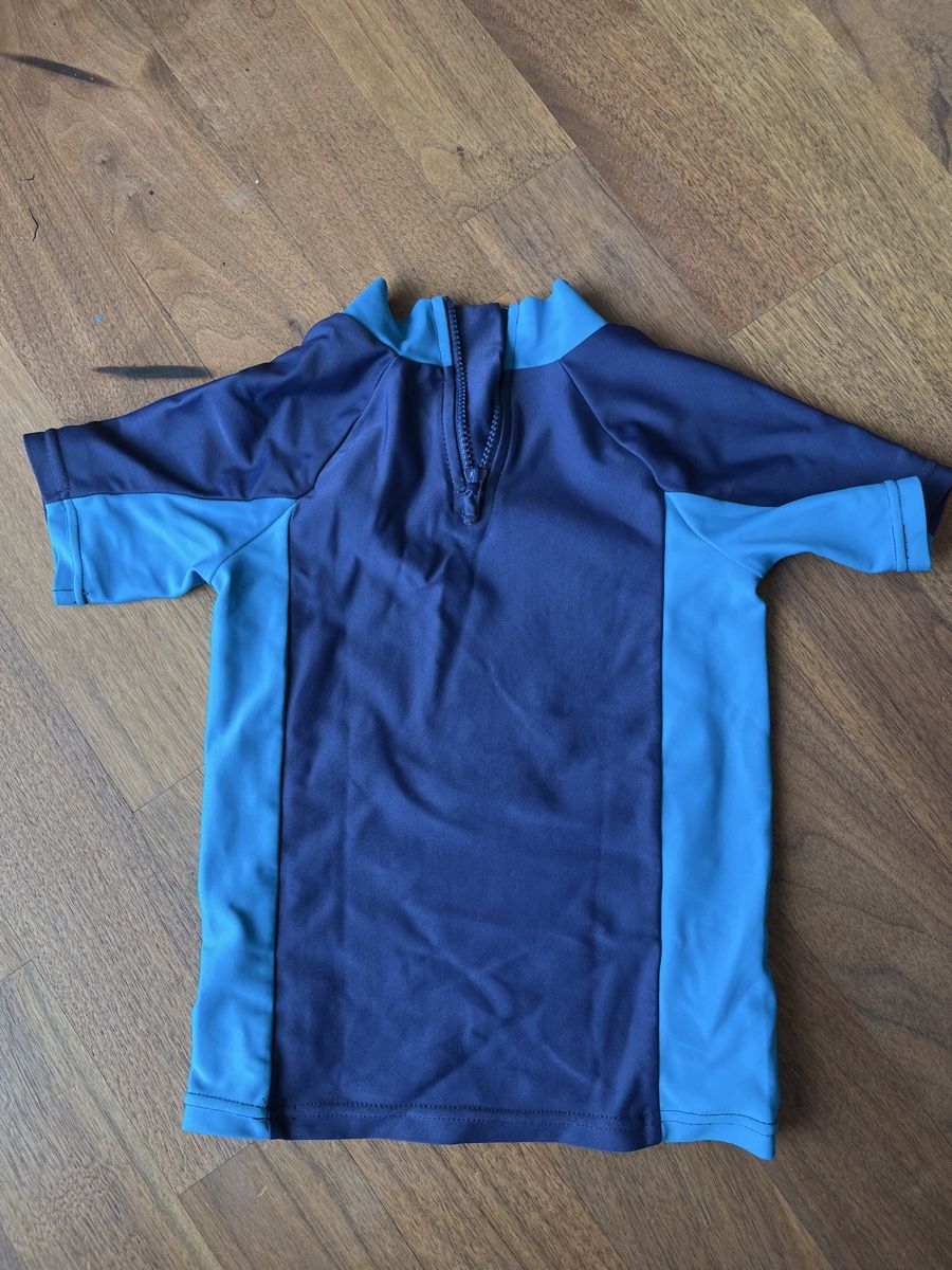 Badehosen: Badeshirt 92 – Gebraucht aus Andelfingen von estark 1