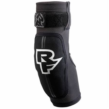 Race Face Protezioni & Imbottiture: Race Face Indy Elbow Stealth Gr. XS – Usato da Zürich venduto da timandreao