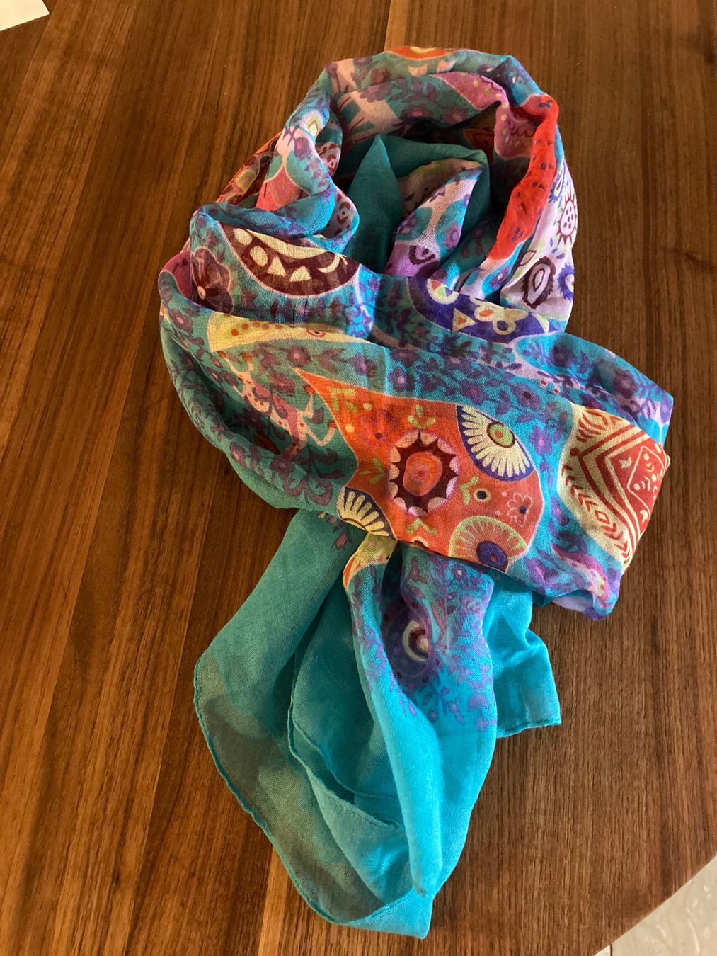 Foulard & Sciarpe: Langer Schal – Usato da Winterthur venduto da wintidizi