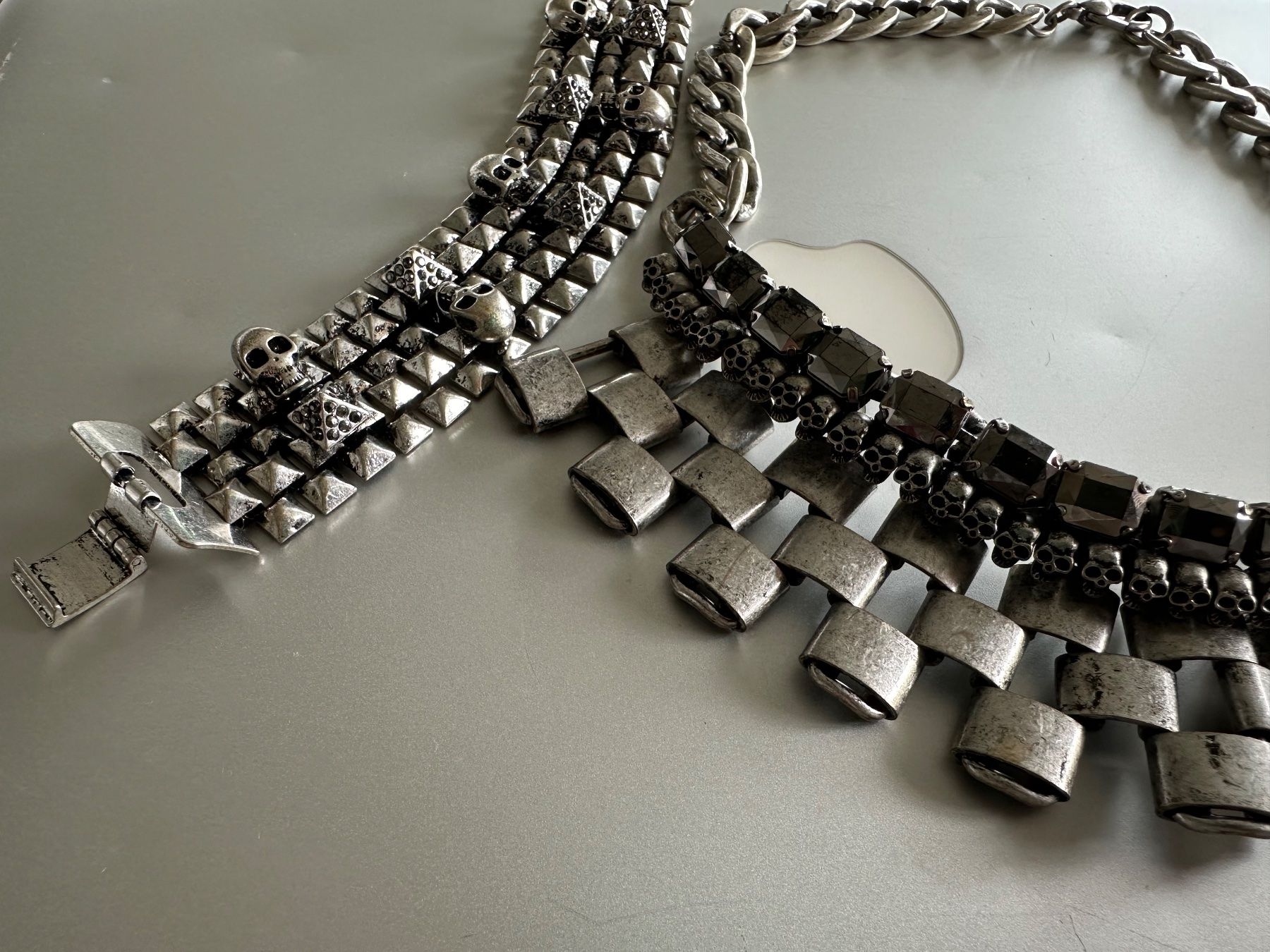 Mango Sonstiger Schmuck: Mango Schmuckset – Halskette & Armband mit Totenkopf-Motiv – Neu (gemäss Beschreibung) aus Zürich von cib_6krj 1