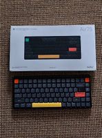 Nuphy Air 75 v2 + Handballenauflage + Keychron Keycaps