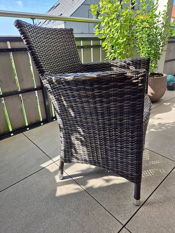 Sedie: 4 schöne geflochtene Gartenstühle – Usato da Brütten venduto da sth_h6rw 1