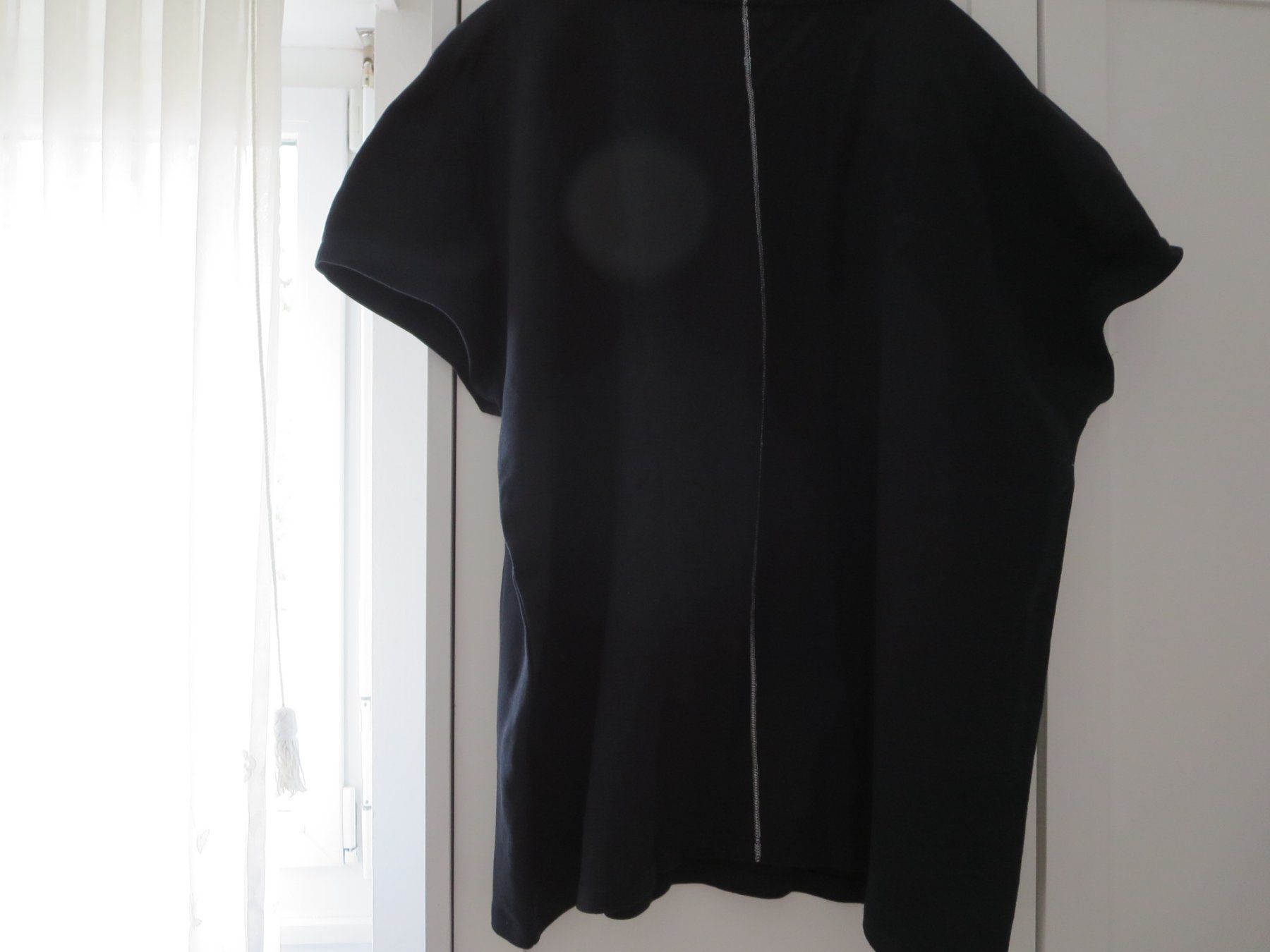 T-shirt: 2 dickere Damen Shirts /Grösse 44 – Usato da Wallisellen venduto da Arvenstube 4