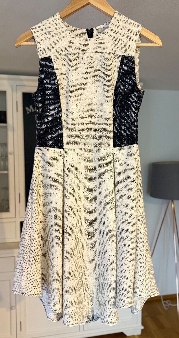 H&M Kleider: Vestito – Gebraucht aus Felsberg von mom_n8dq