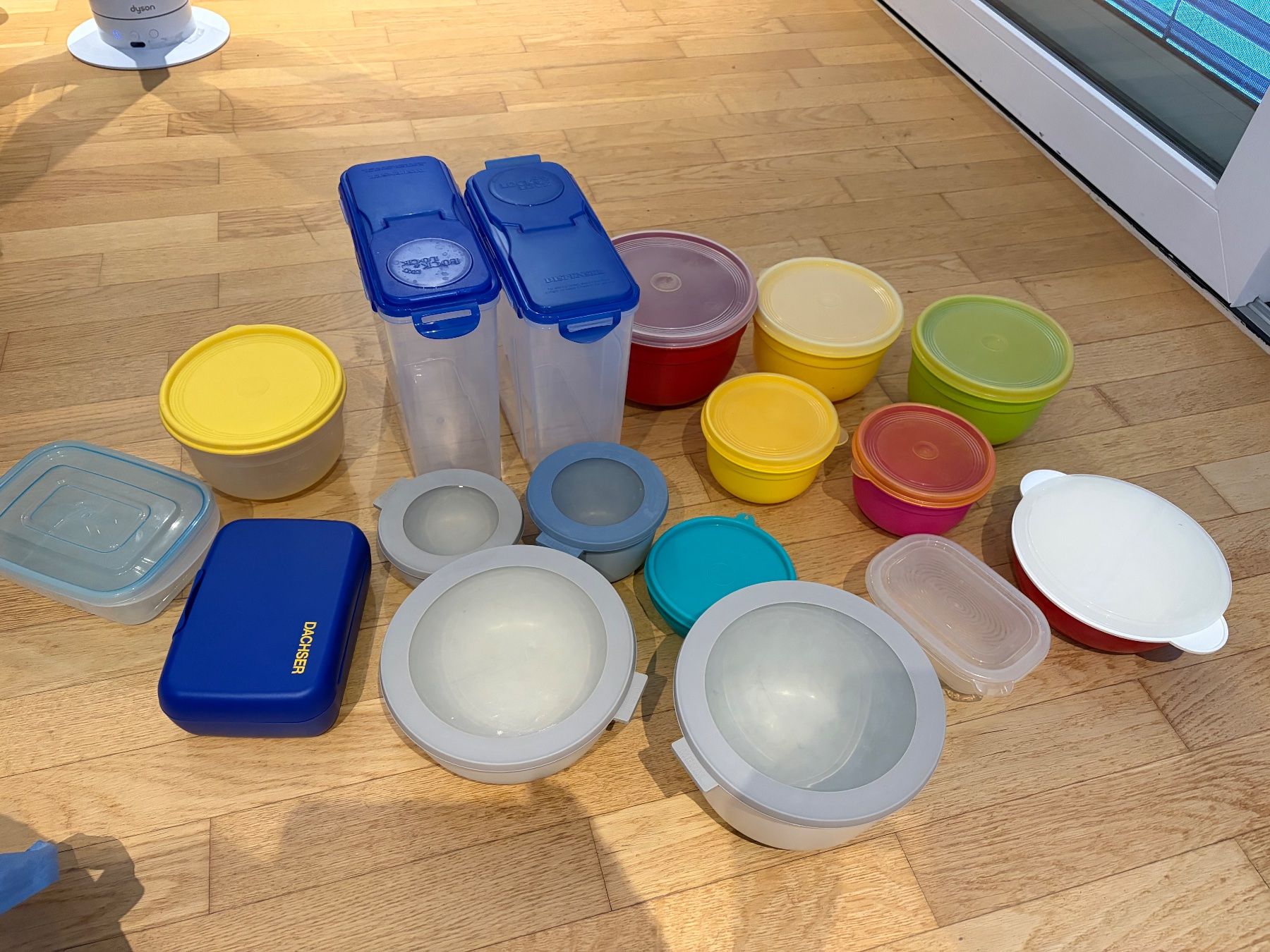 Recipients et similaires: Collection of Tupperware 33 pieces – D'occasion à Münchenstein par ArleneLM 3