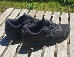Nike Air Max 90 schwarz, Grösse 42