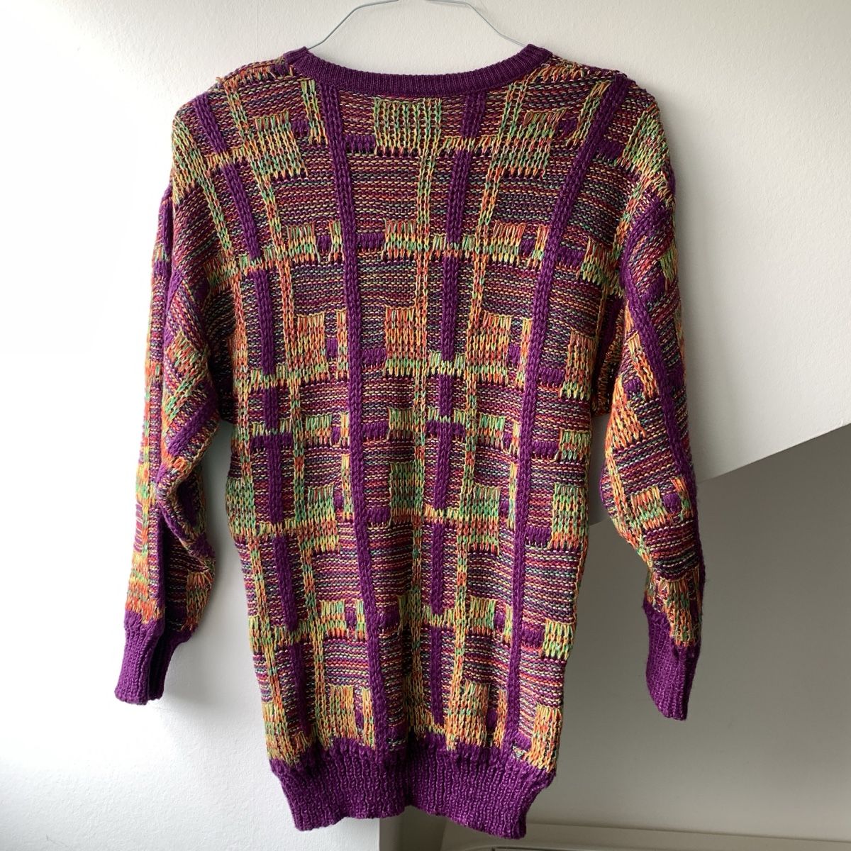 Maglioni & Felpe: Vintage "Wear Out" Wool Blend Sweater, Size L, Australia – Usato da Genève venduto da Kookiek 5