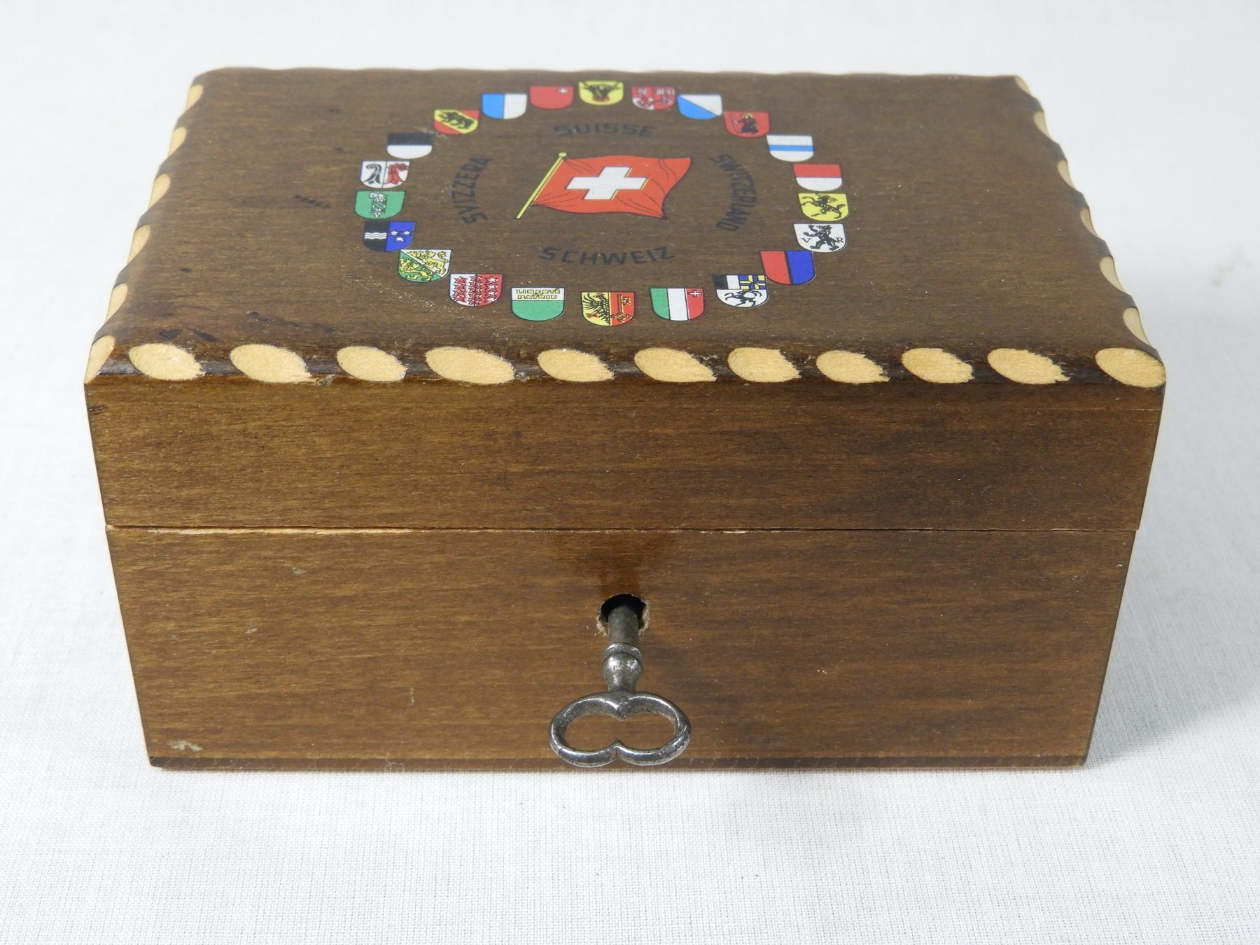 Salvadanai: Sparkasse Schatulle aus Holz mit Kantonswappen – Usato da Horw venduto da luzernicus 6
