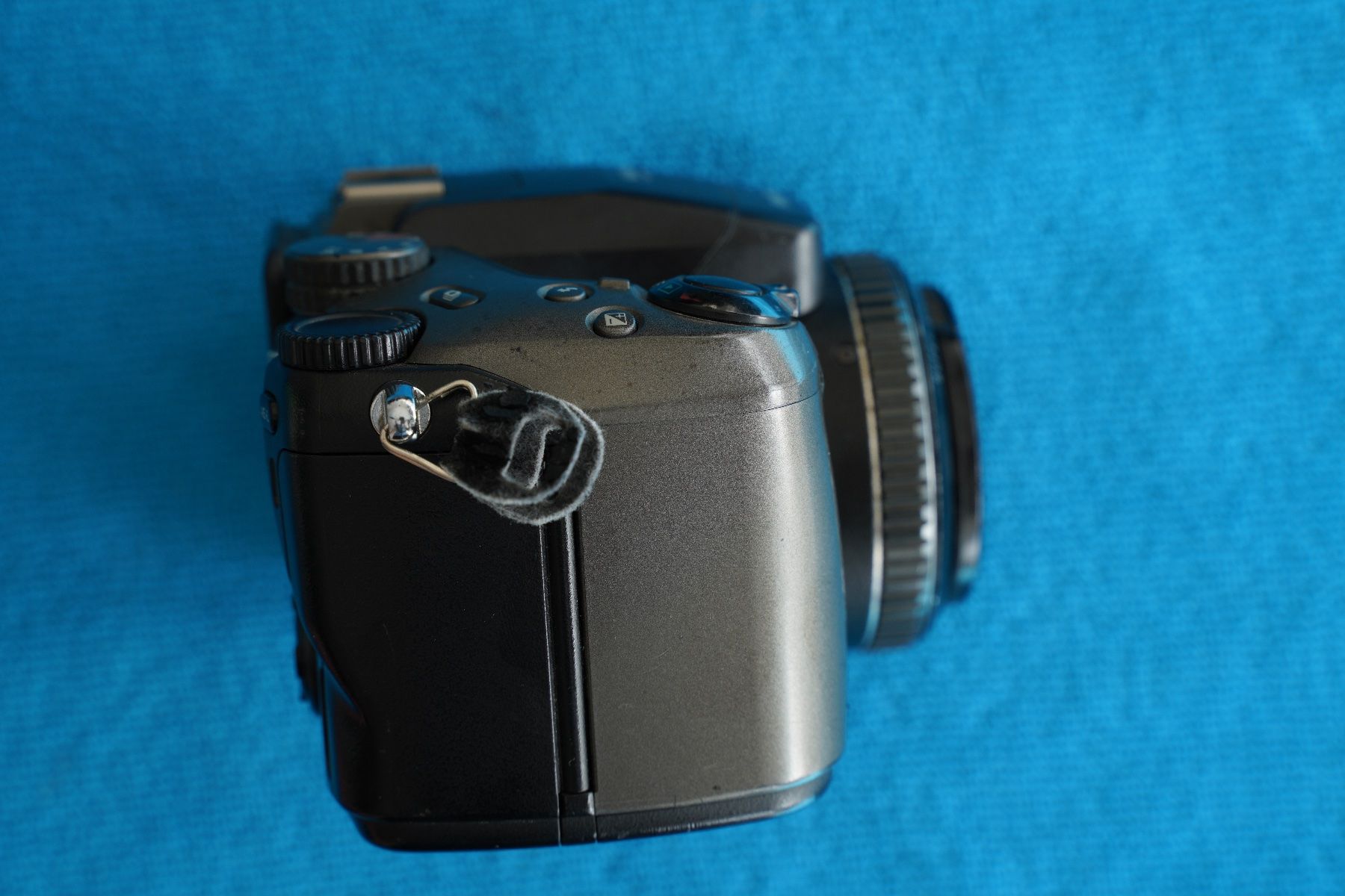Fujifilm Fotocamera: Fujifilm S602 Zoom – Difettoso da Dagmersellen venduto da sim_zqh8 3