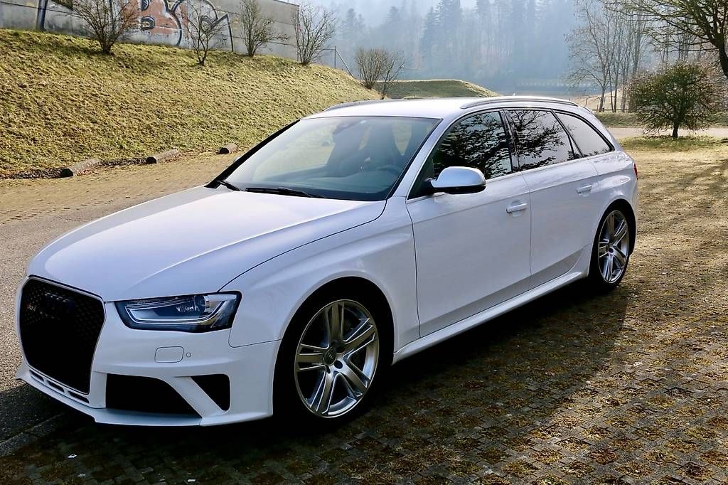 Automobili: Audi RS4 Avant – Usato da Etzelkofen venduto da R0DRIGUES