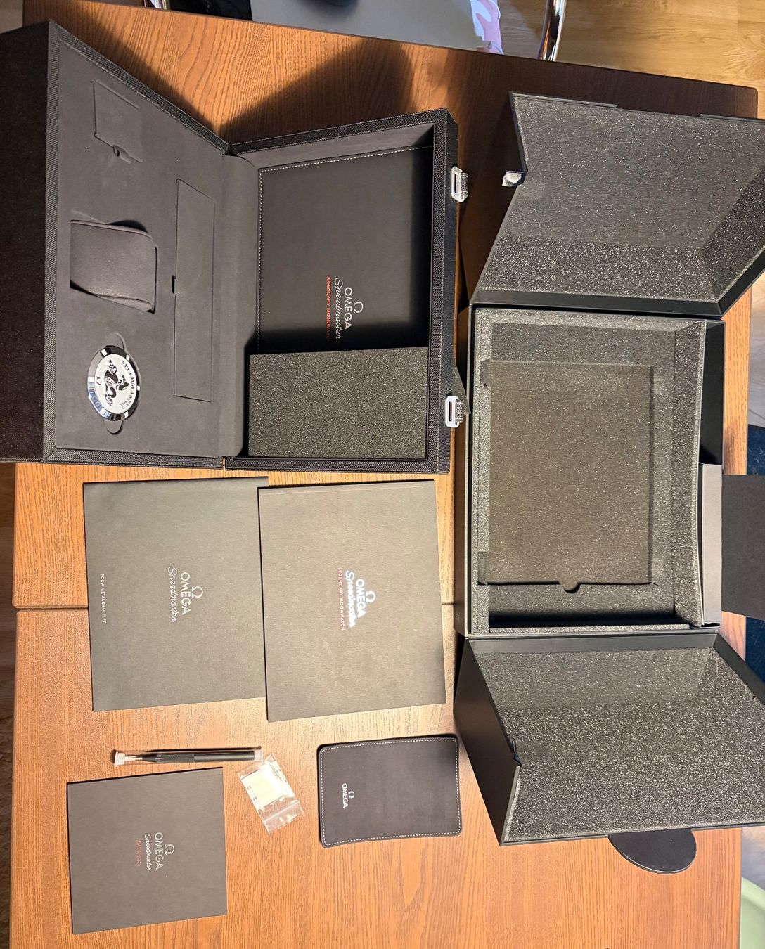 Omega Uhren: Box mit Umkarton für Speedmaster 321 neuwertig – Neu (gemäss Beschreibung) aus Zürich von who_5ncp 5