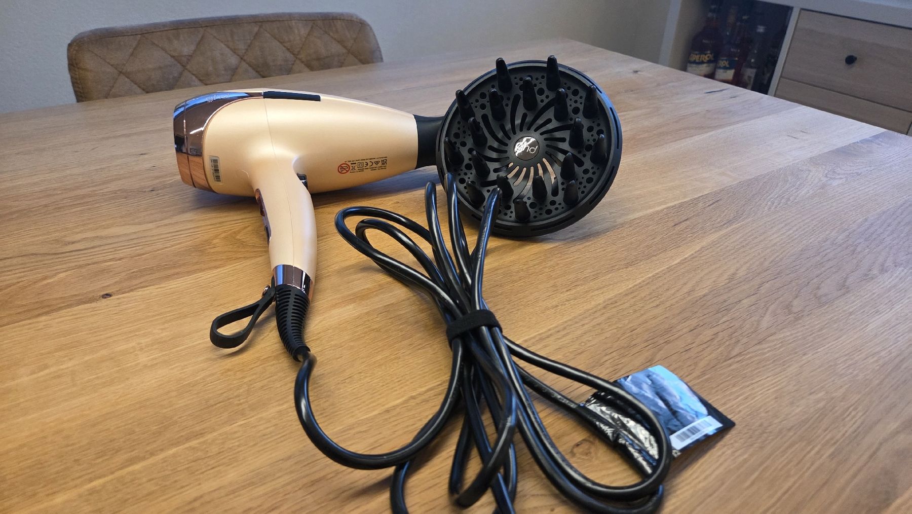 GHD Sèche-cheveux: ghd Helios Sunsthetic Collection Haartrockner inkl. Diffuser – D'occasion à Edlibach par ann_b2tt 1