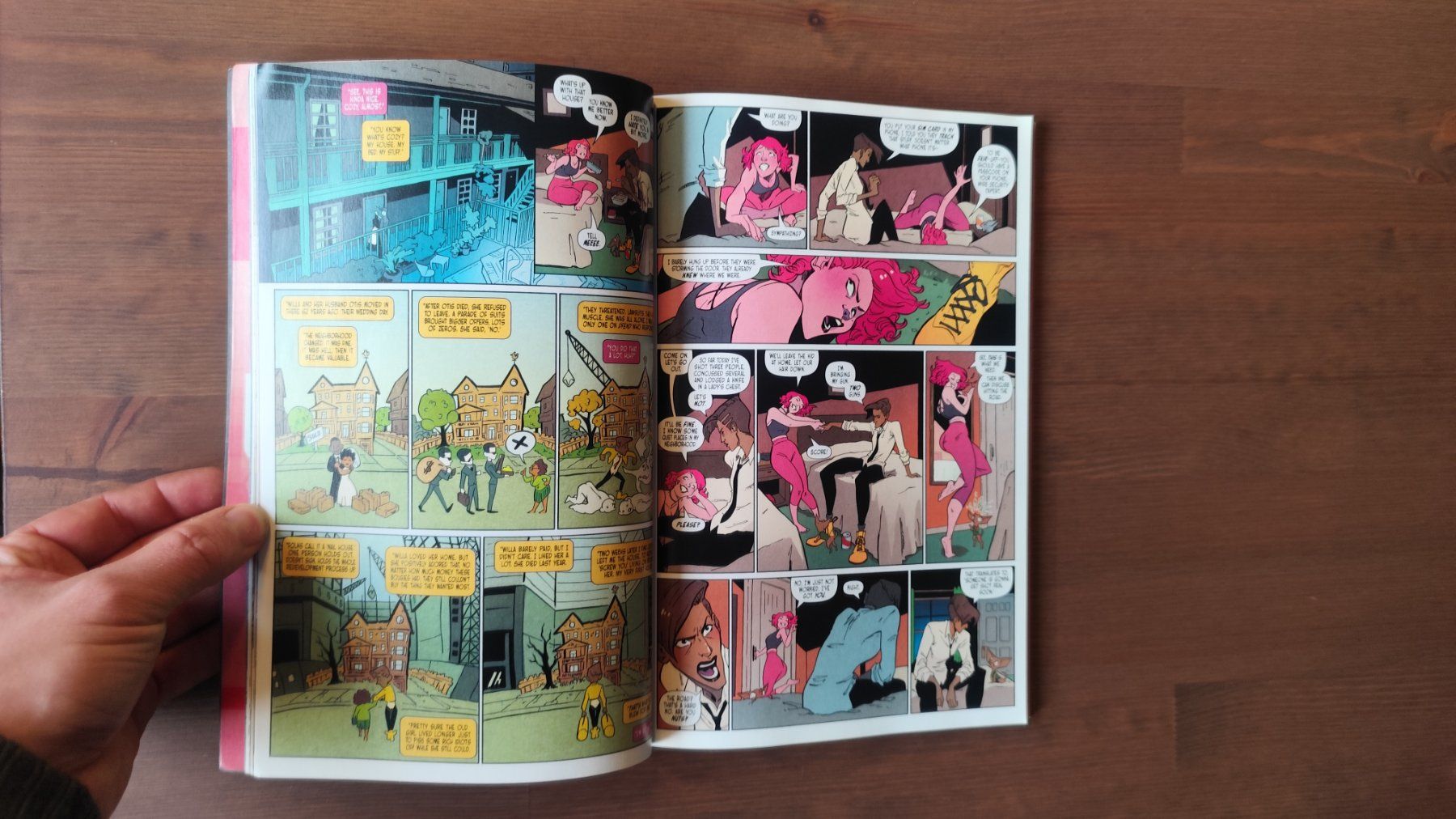 Fumetti: Crowded Comics, Band 1+2, Graphic Novel, TPB, Englisch – Usato da Liebefeld venduto da Oakman771 2