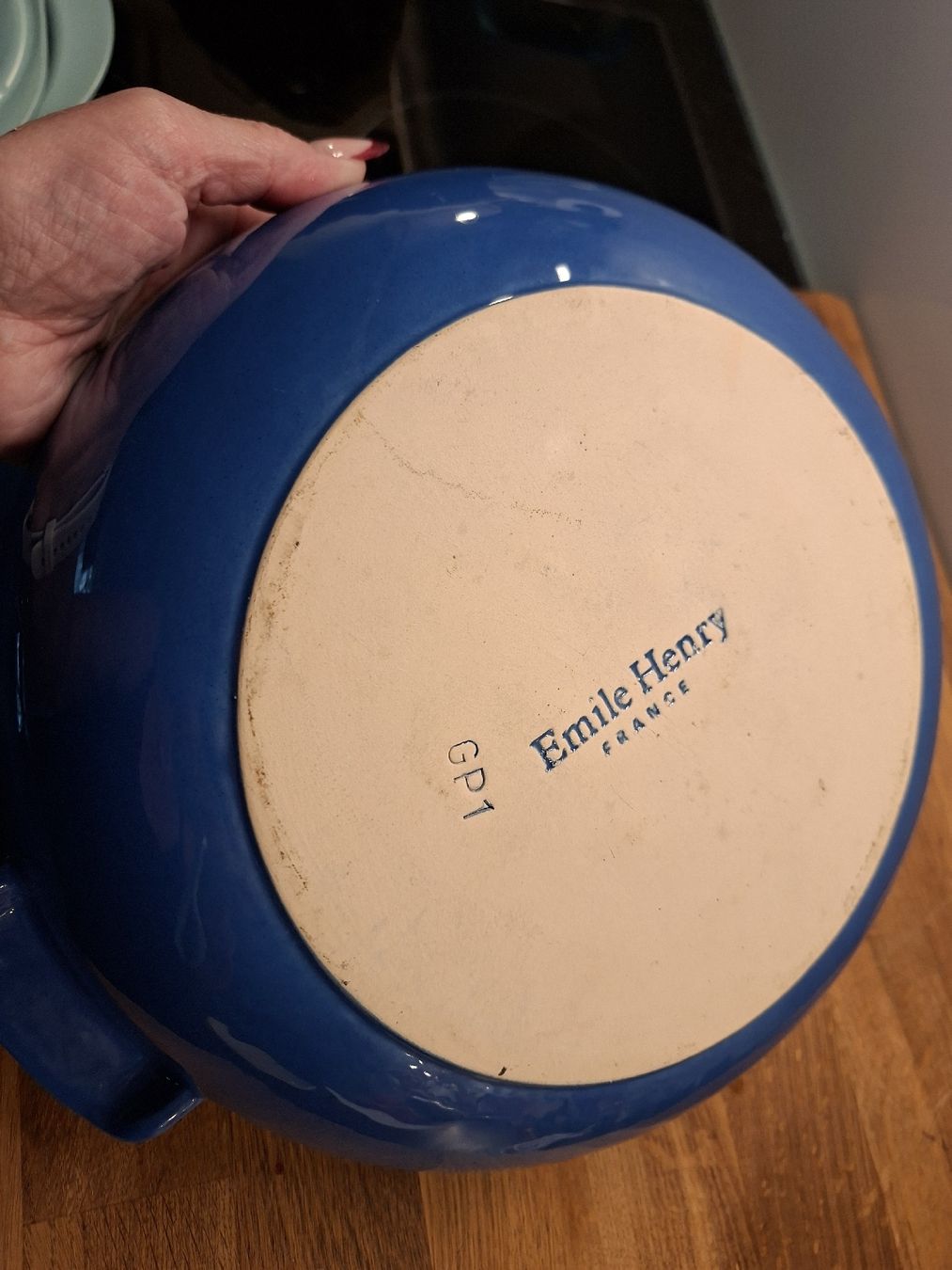 Emile Henry Pentole: Emile Henry Keramiktopf blau mit Deckel Durchmesser 28cm – Nuovo (secondo la descrizione) da Meinisberg venduto da Destiny1972 4
