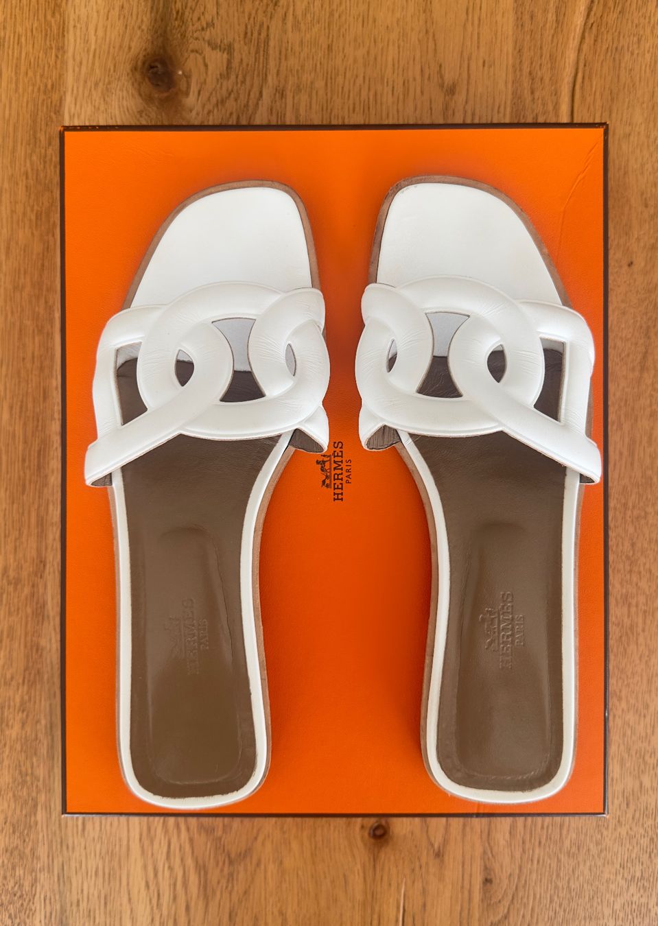Hermès Damenschuhe: Original Hermès Omaha Sandals – Gebraucht aus Buchs ZH von Molly38