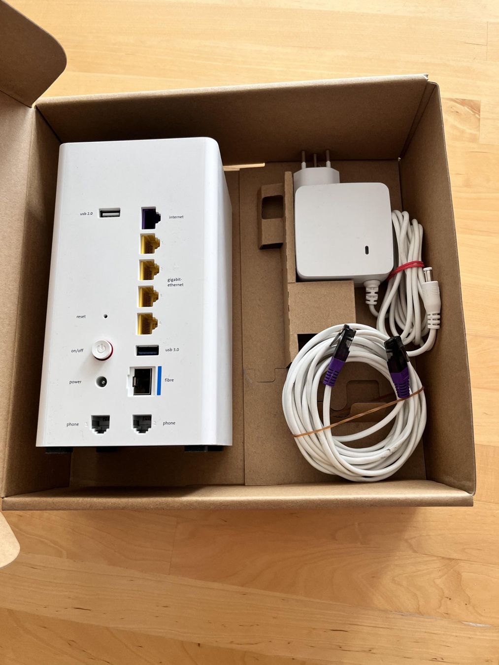 Swisscom Modem & Router: Swisscom Internet-Box 2 – Usato da Jegenstorf venduto da Musk_69 1