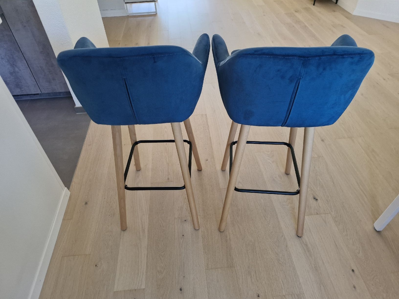 Stühle: Bahocker blau – Gebraucht aus Langnau am Albis von roc_58qq 5