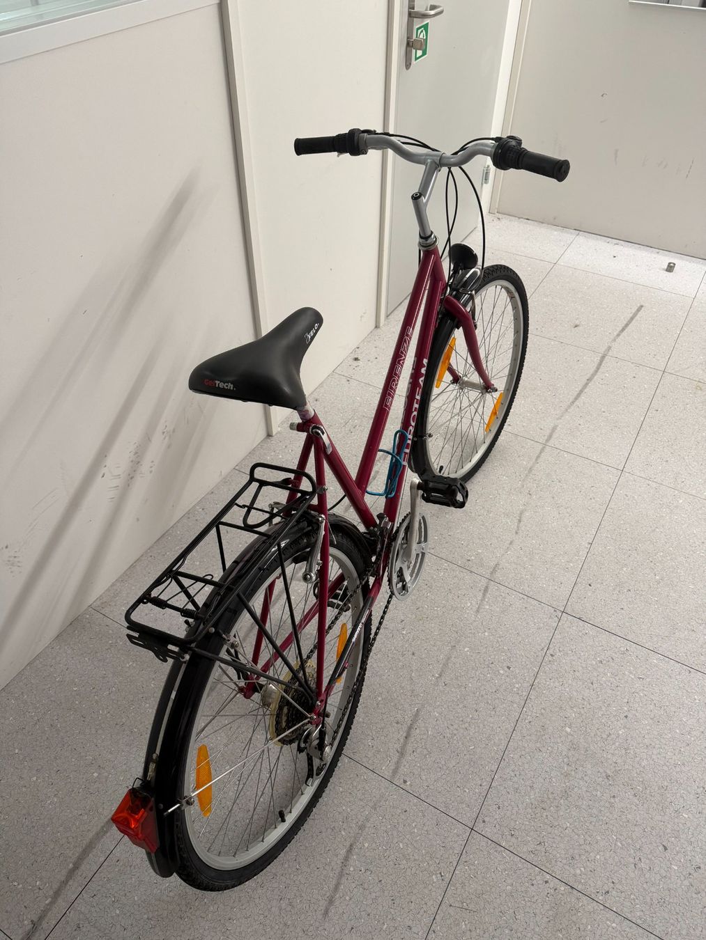 Biciclette: City-Bike Gebraucht!! – Usato da Schwerzenbach venduto da Fachhaus_Logistik 2