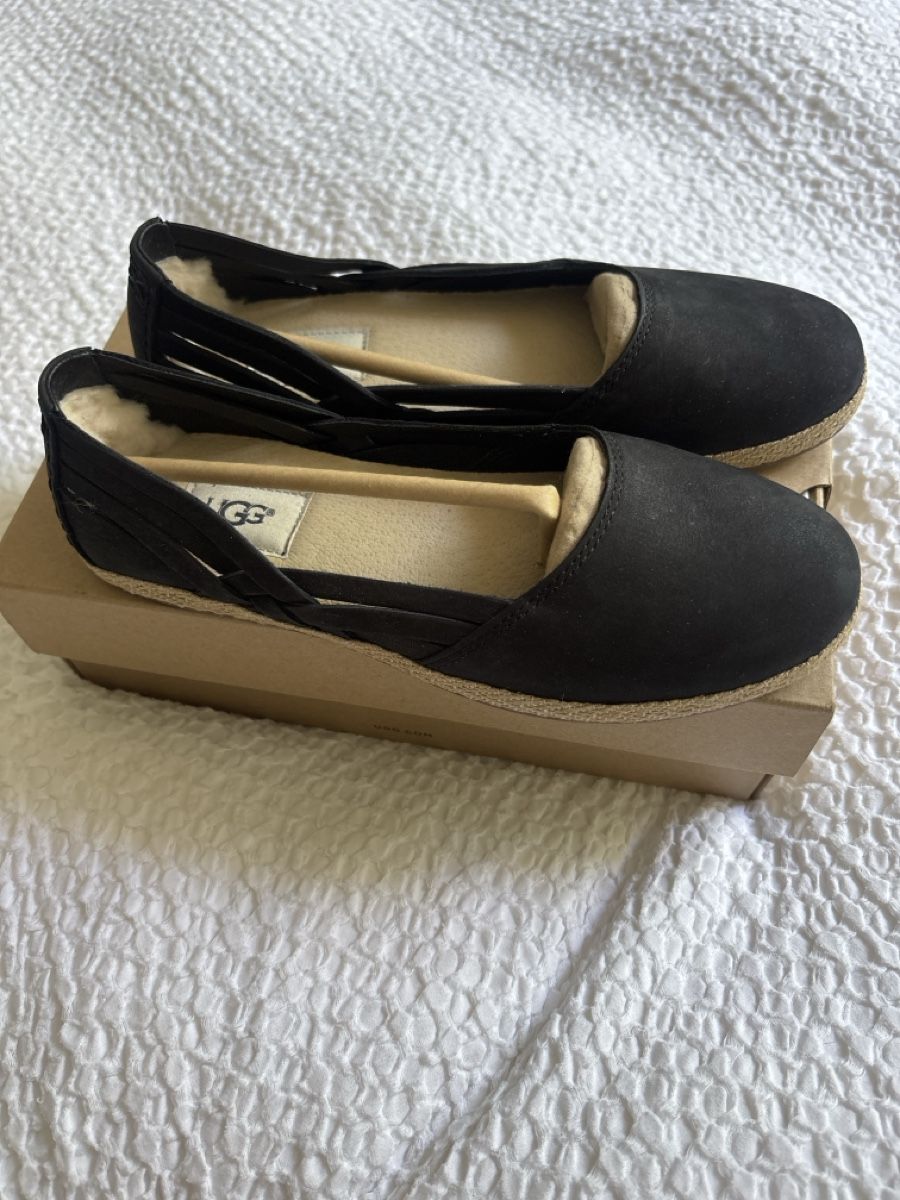 Ugg Scarpe da donna: Ballerine Ugg nuove – Nuovo e nell'imballaggio originale da Zürich venduto da ali_5t7h 1