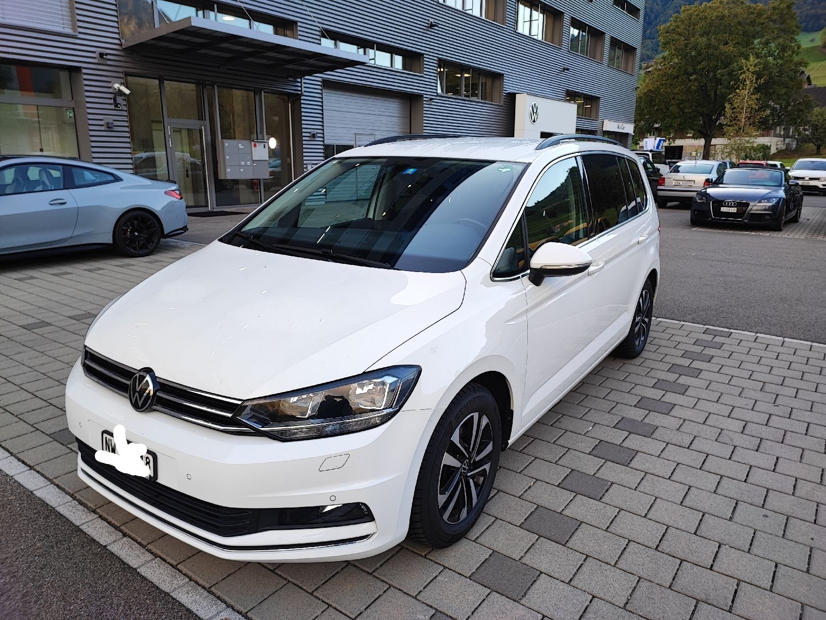 VW Automobili: VW Touran – Usato da Buochs venduto da far_9rb8 8