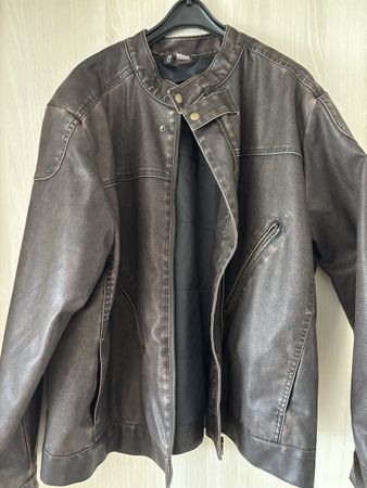 Coole Damenjacke Lederimitat Grösse L